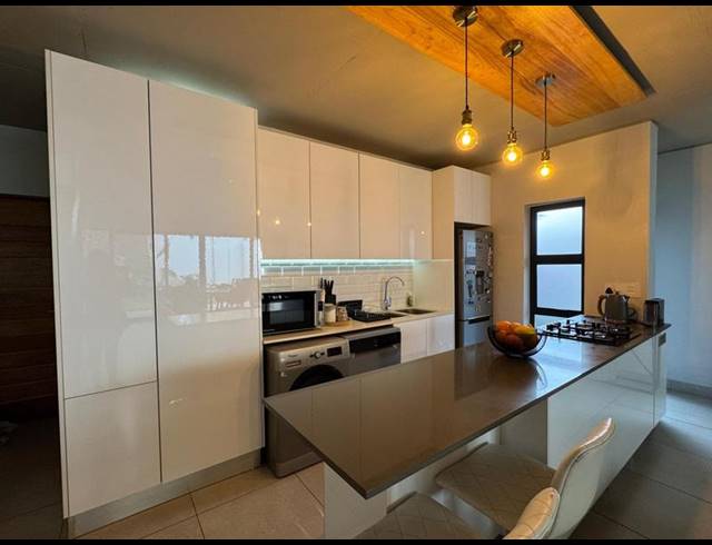 2 BEDROOM PROPERTY TO RENT IN BROOKLYN